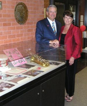 President Emeritus Dr. Jimmy Simmons and Susan Simmons with 2013 library exhibit